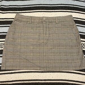 American Eagle checkered hi rise mini skirt size 16